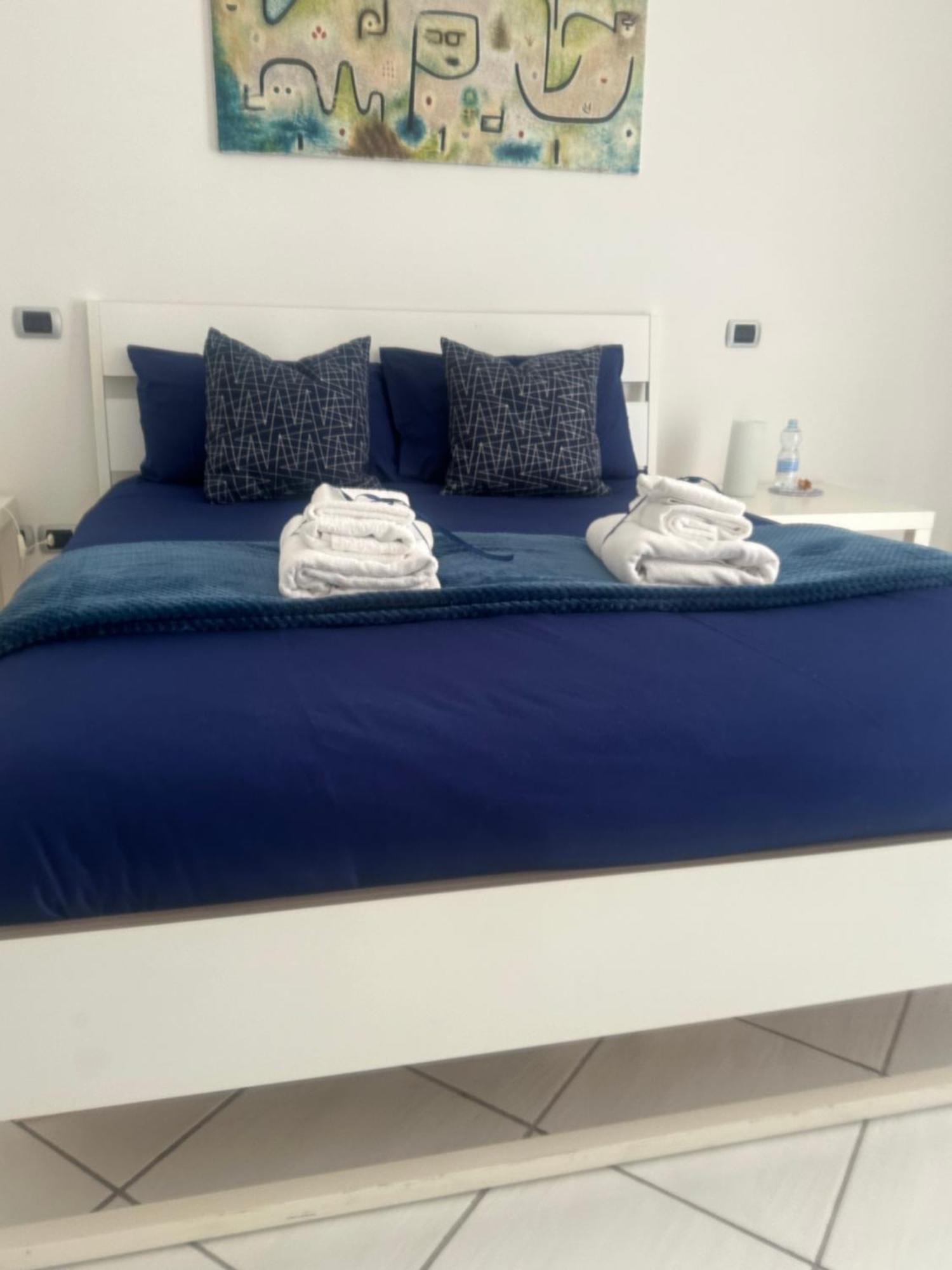Suite 84 Holiday Home Salerno Exterior photo